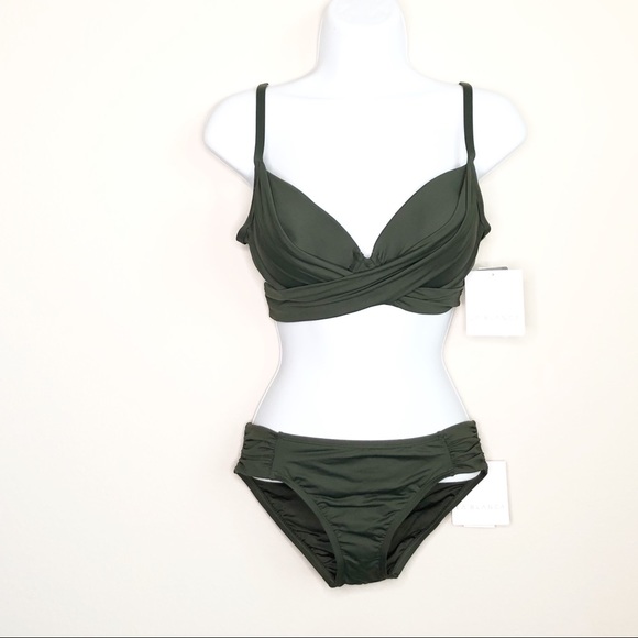 La Blanca Island Goddess Underwire Standard Island Goddess Shirred Hipster Set - Picture 2 of 7